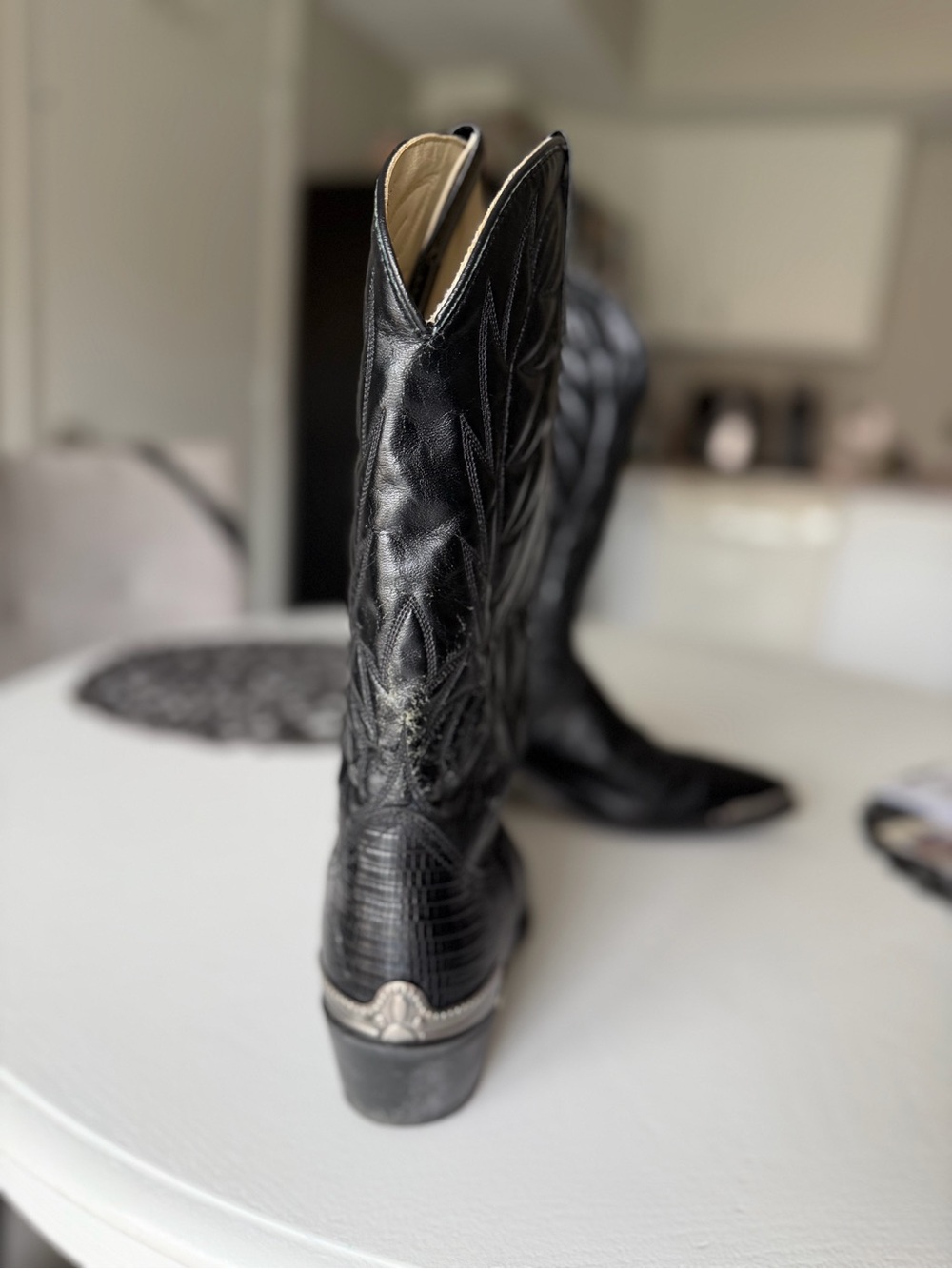 Men’s Dingo Black Leather Western Cowboy Boots with Silver Toe Accents - Picture 7 of 16